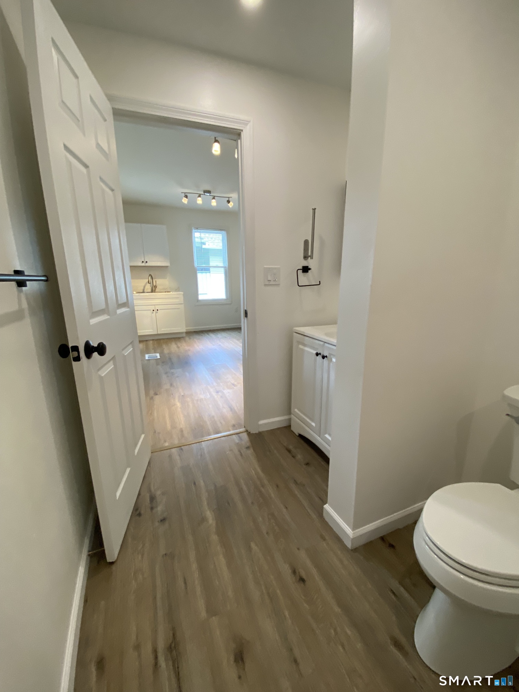 15 Lincoln Place Bristol CT 06010