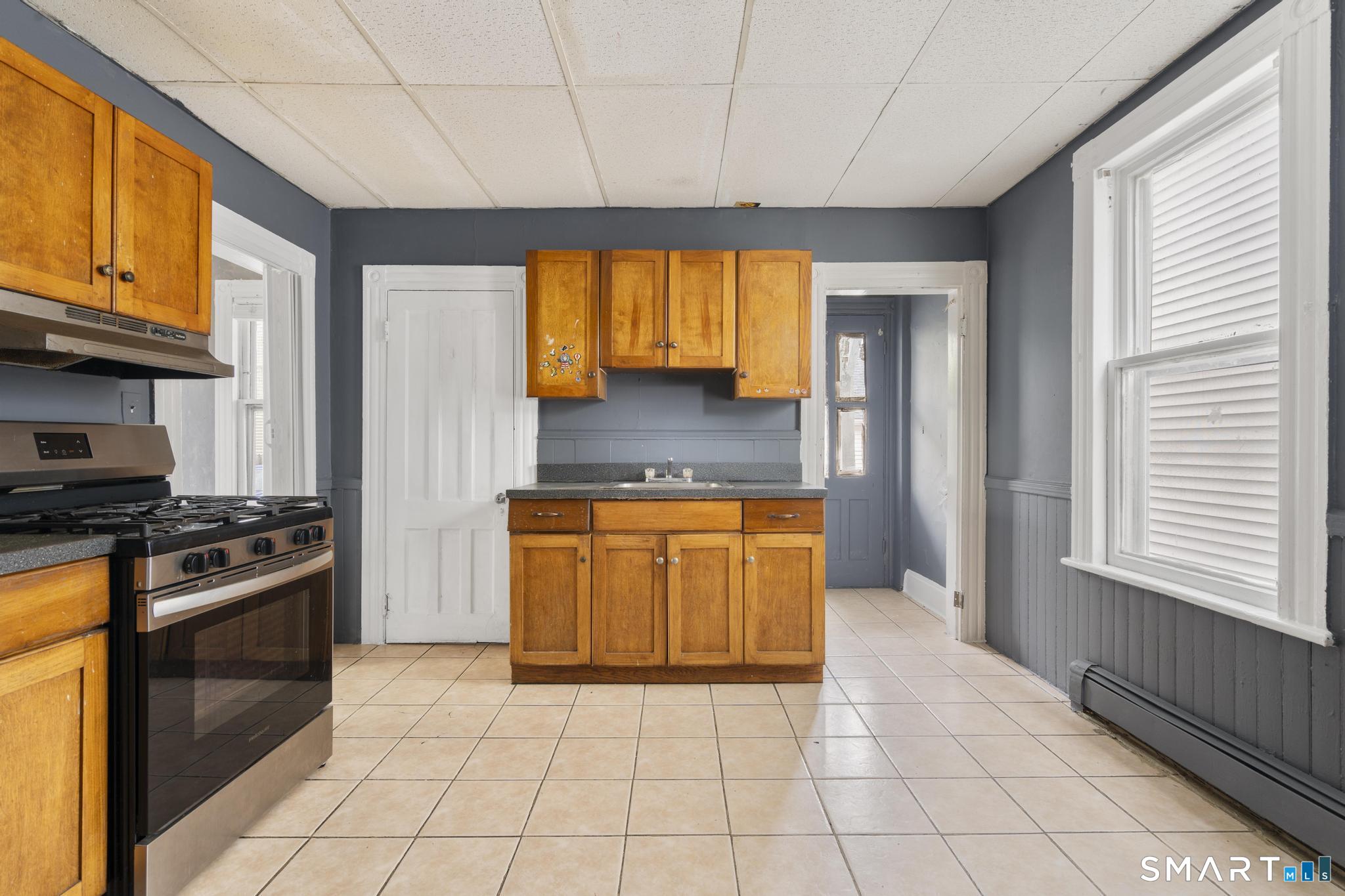 124 Cleveland Avenue Bridgeport CT 06605