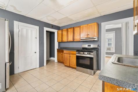 124 Cleveland Avenue Bridgeport CT 06605