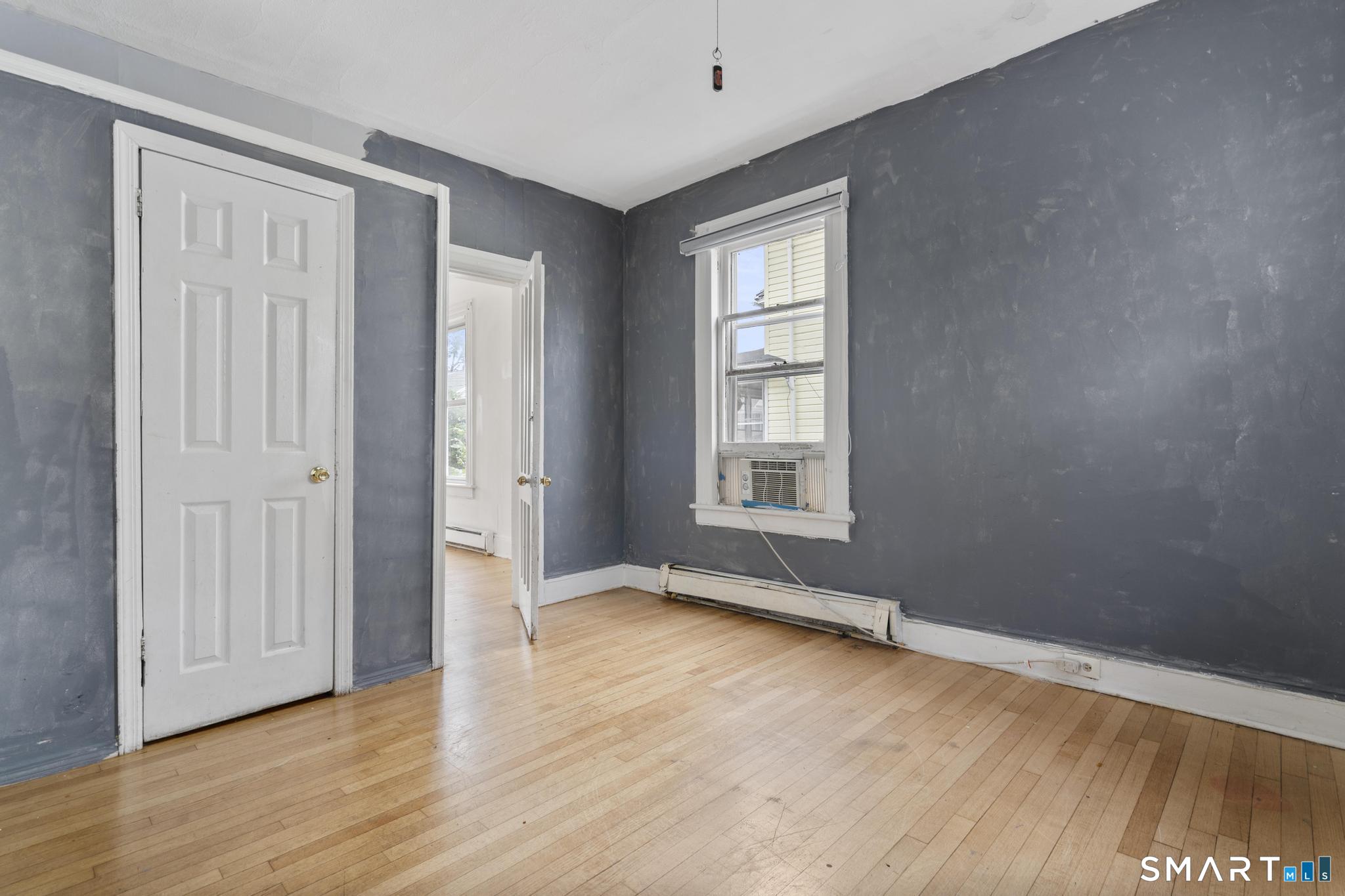 124 Cleveland Avenue Bridgeport CT 06605