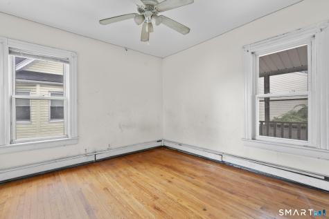 124 Cleveland Avenue Bridgeport CT 06605