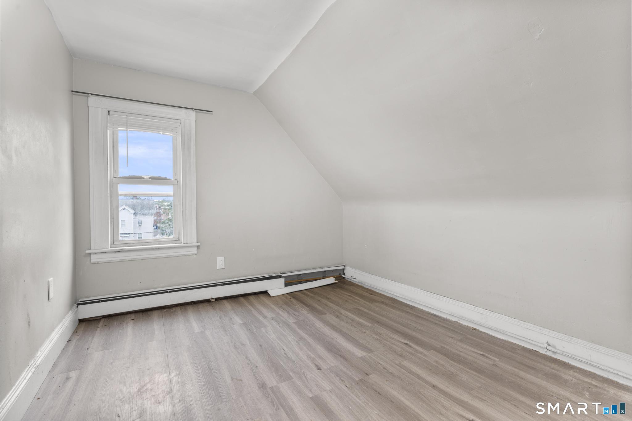 124 Cleveland Avenue Bridgeport CT 06605