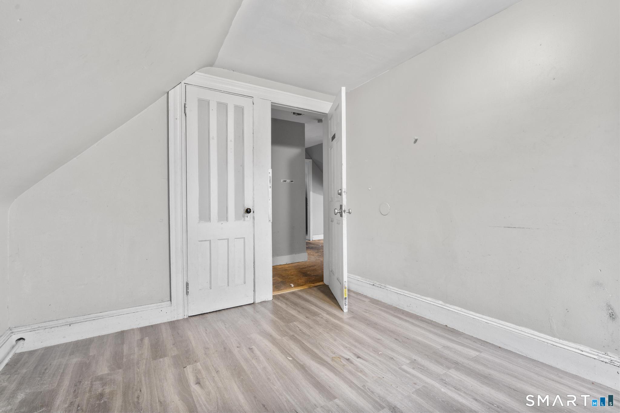 124 Cleveland Avenue Bridgeport CT 06605