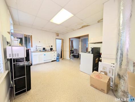 1757 East Main Street Bridgeport CT 06610