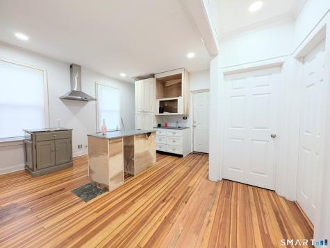 1757 East Main Street Bridgeport CT 06610