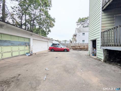 1757 East Main Street Bridgeport CT 06610
