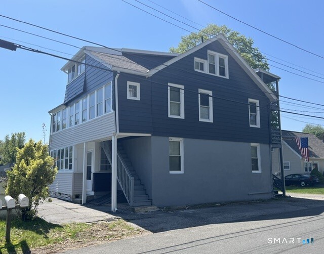 Shelton CT, 21 Gordon Avenue