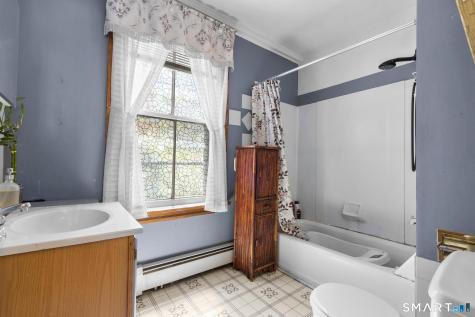 9 Hull Street Shelton CT 06484
