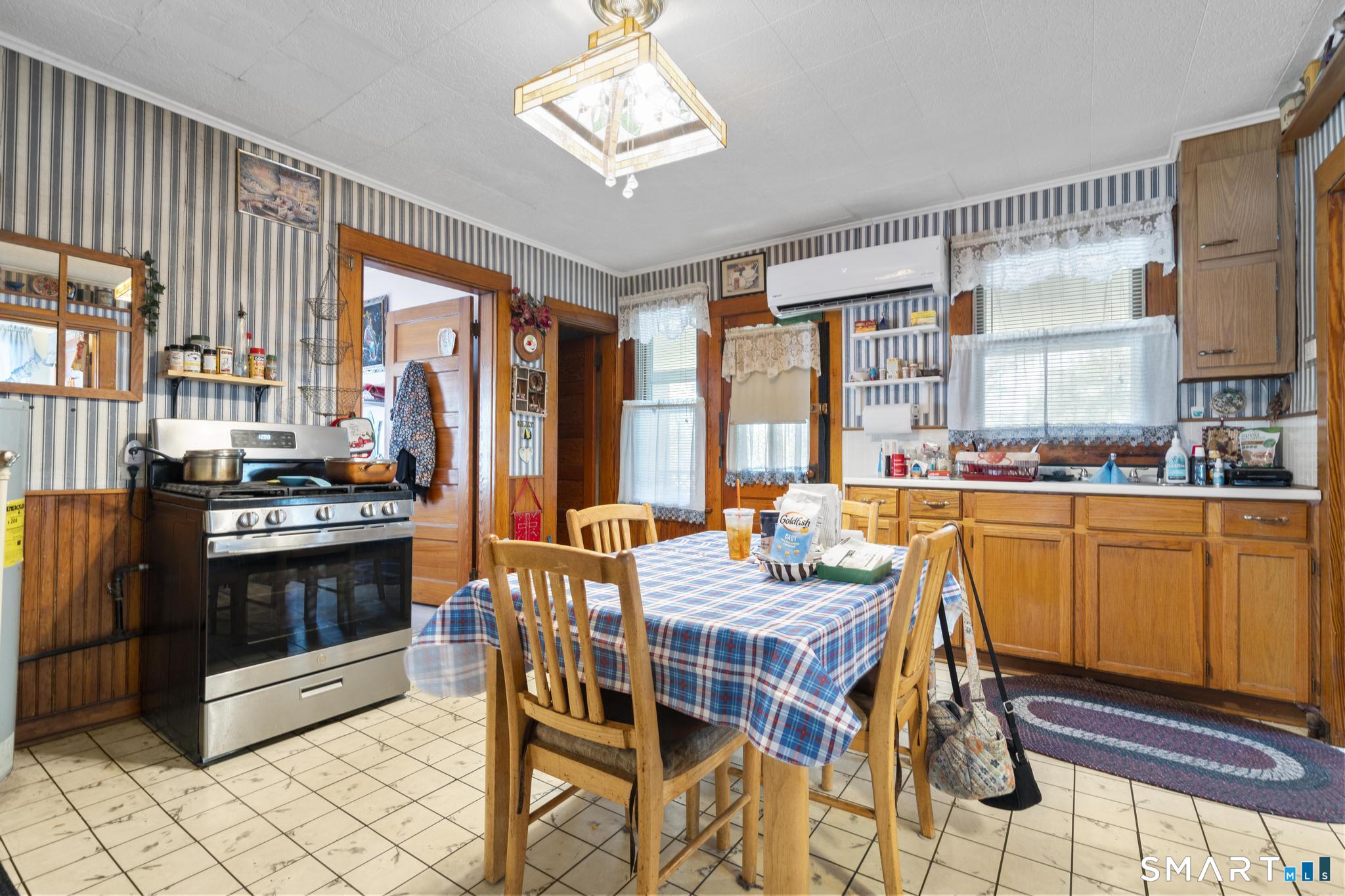 9 Hull Street Shelton CT 06484