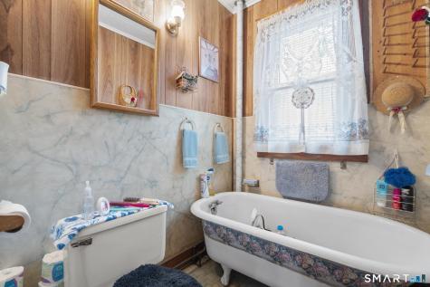 9 Hull Street Shelton CT 06484
