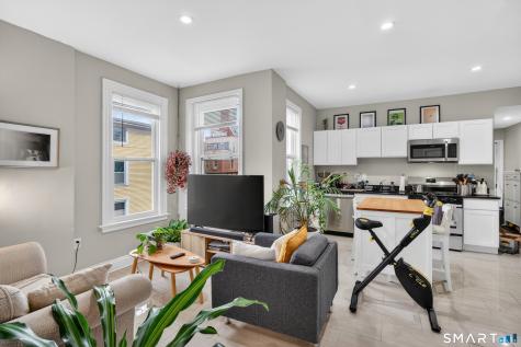 334 Saint John Street New Haven CT 06511