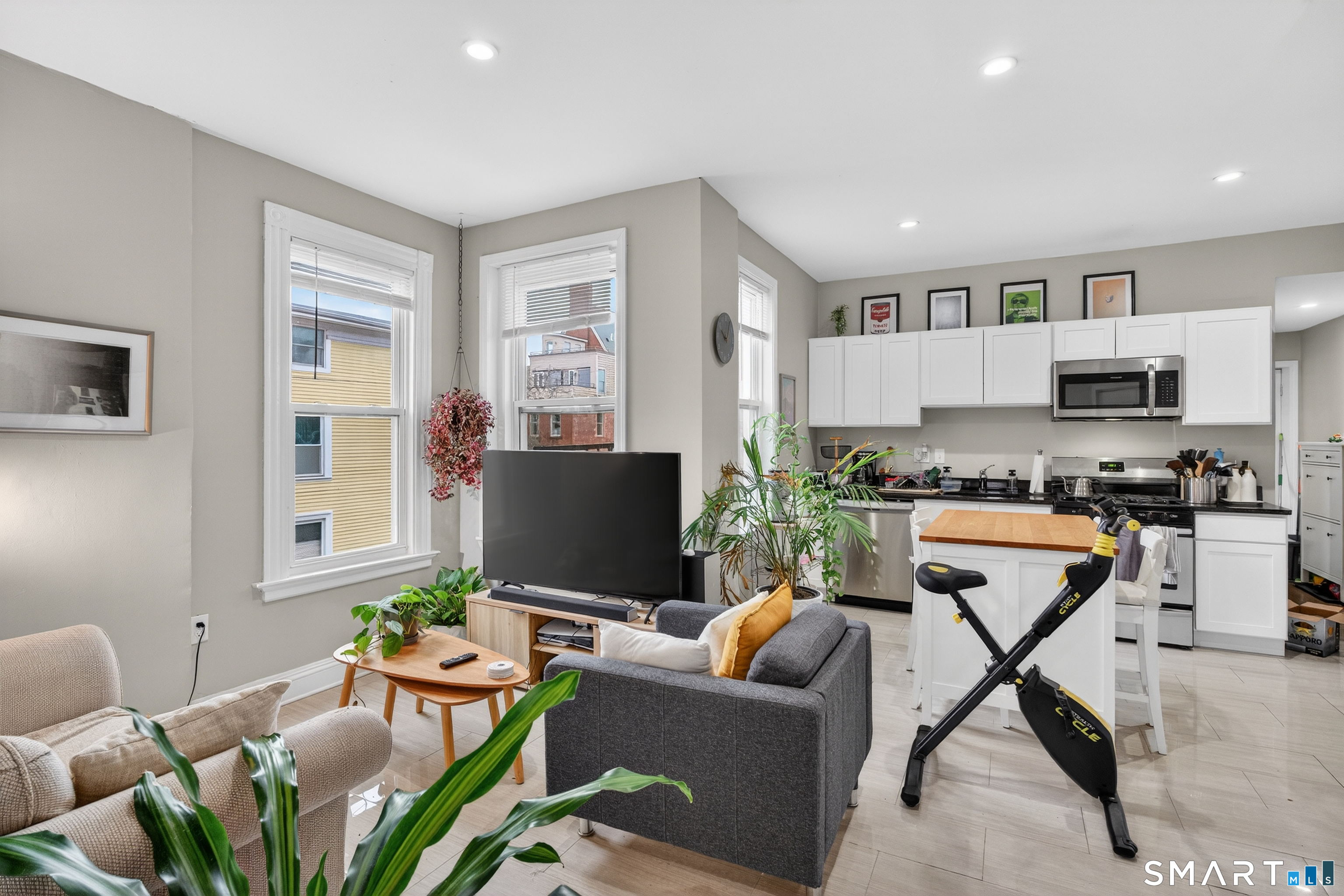 334 Saint John Street New Haven CT 06511