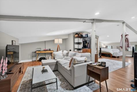334 Saint John Street New Haven CT 06511