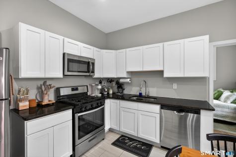 334 Saint John Street New Haven CT 06511