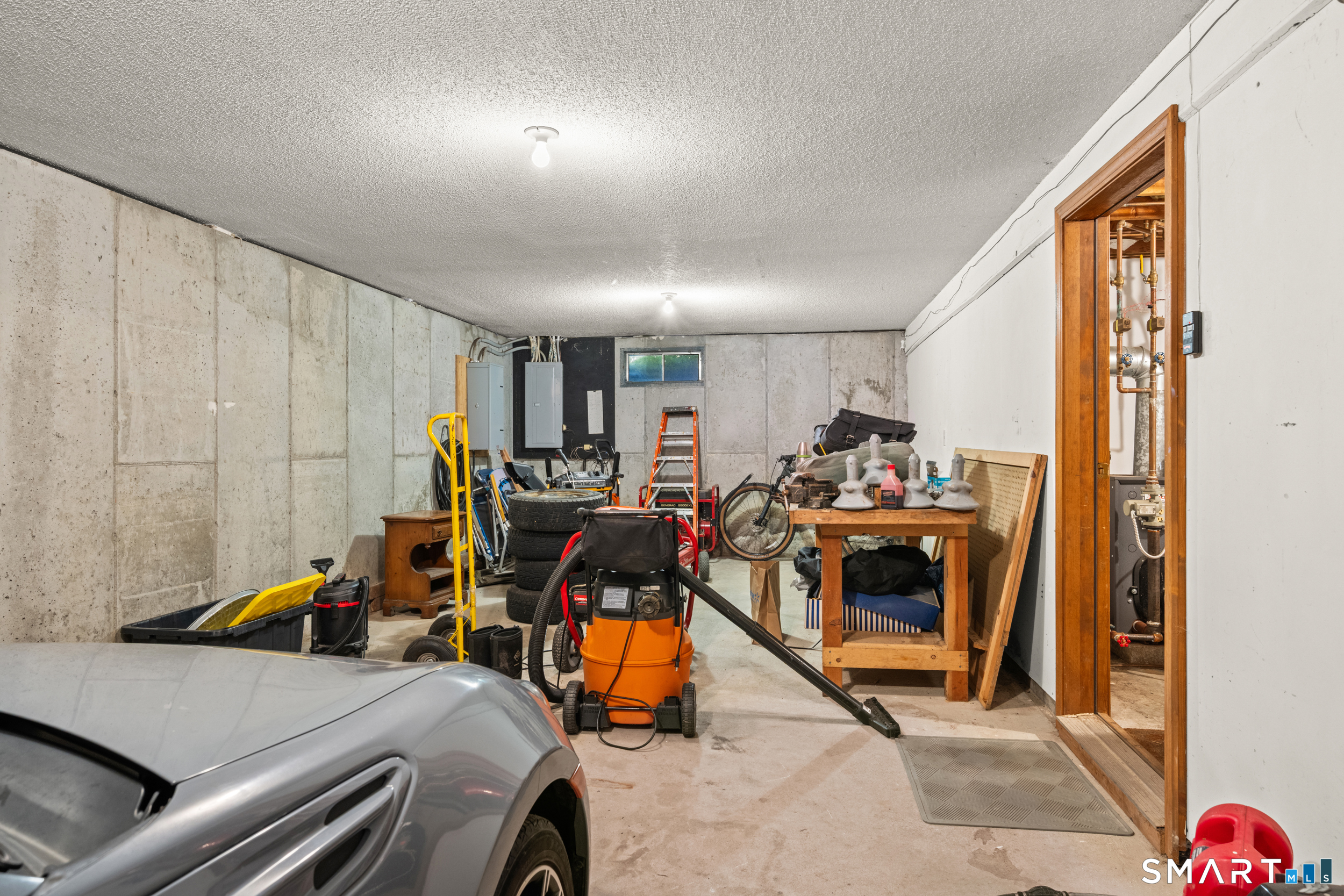 88 North Shore Road Voluntown CT 06384