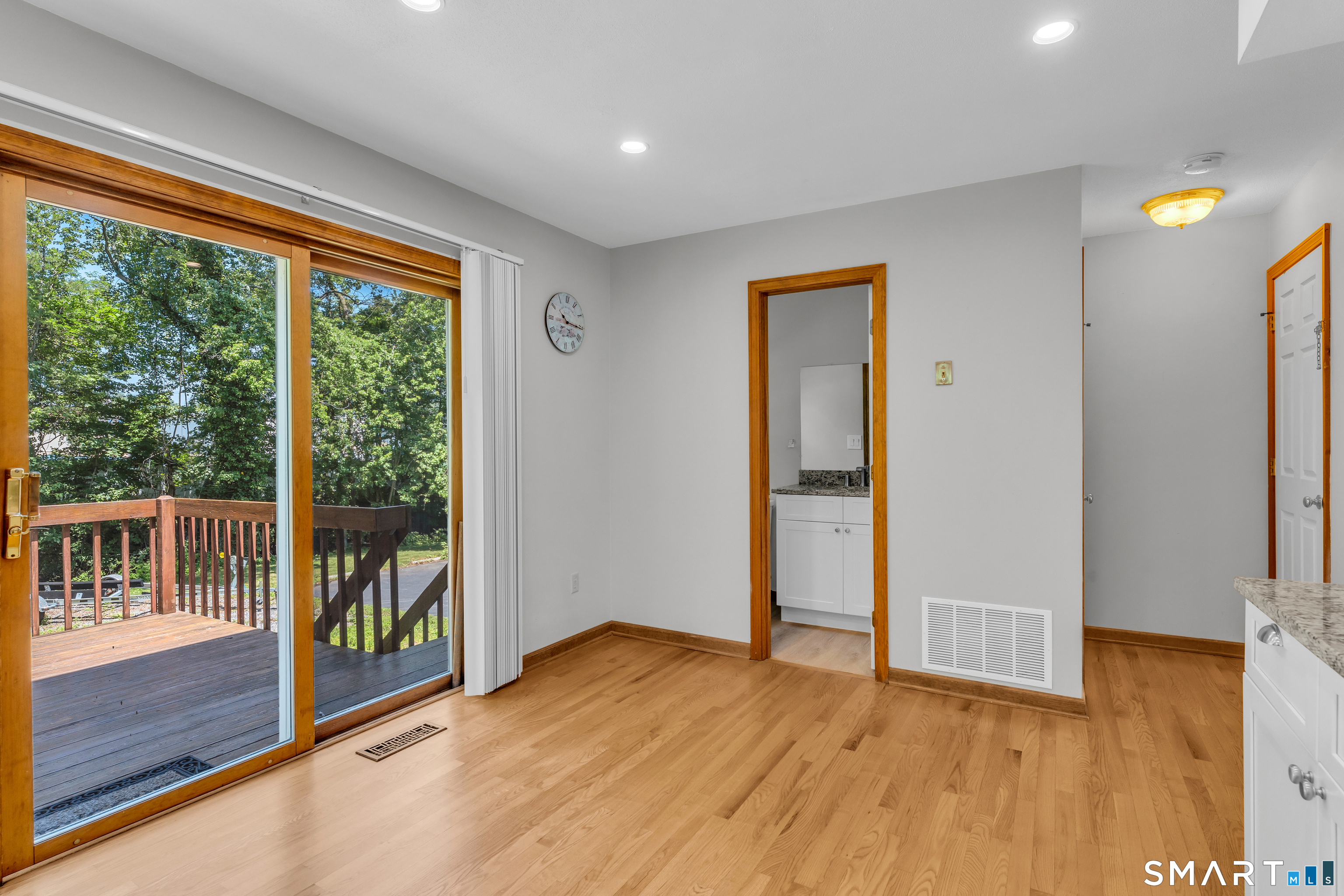 10 Clancy Road Branford CT 06405