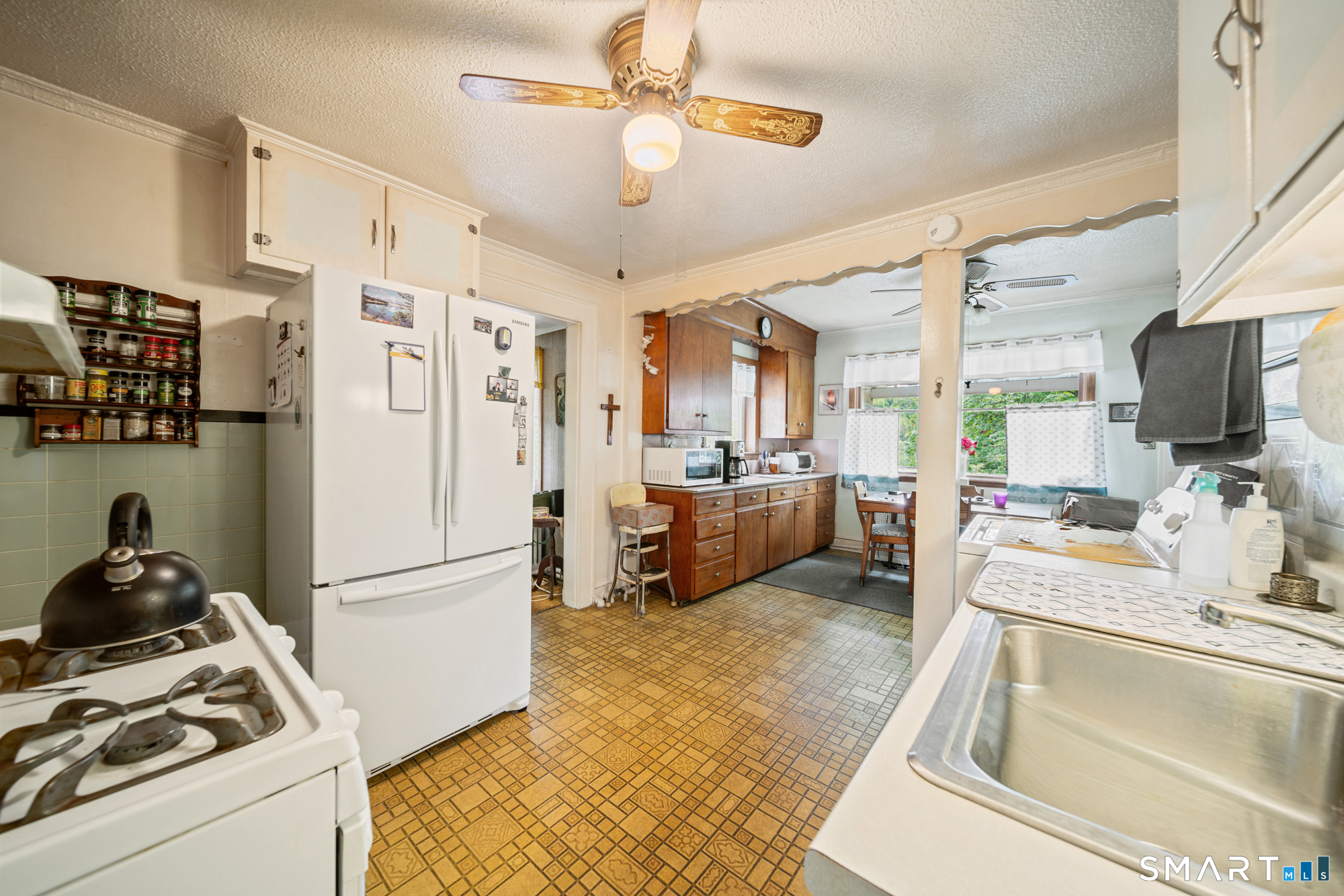 54 Beacon Manor Road Naugatuck CT 06770