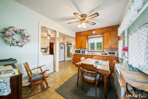 54 Beacon Manor Road Naugatuck CT 06770
