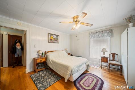 54 Beacon Manor Road Naugatuck CT 06770