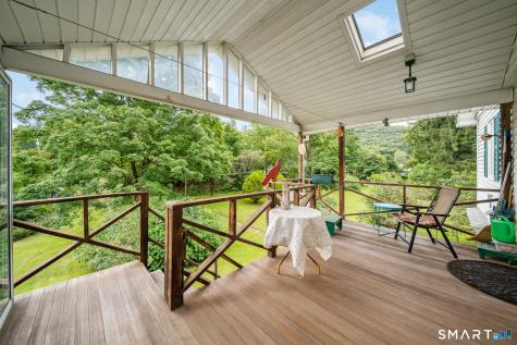 54 Beacon Manor Road Naugatuck CT 06770