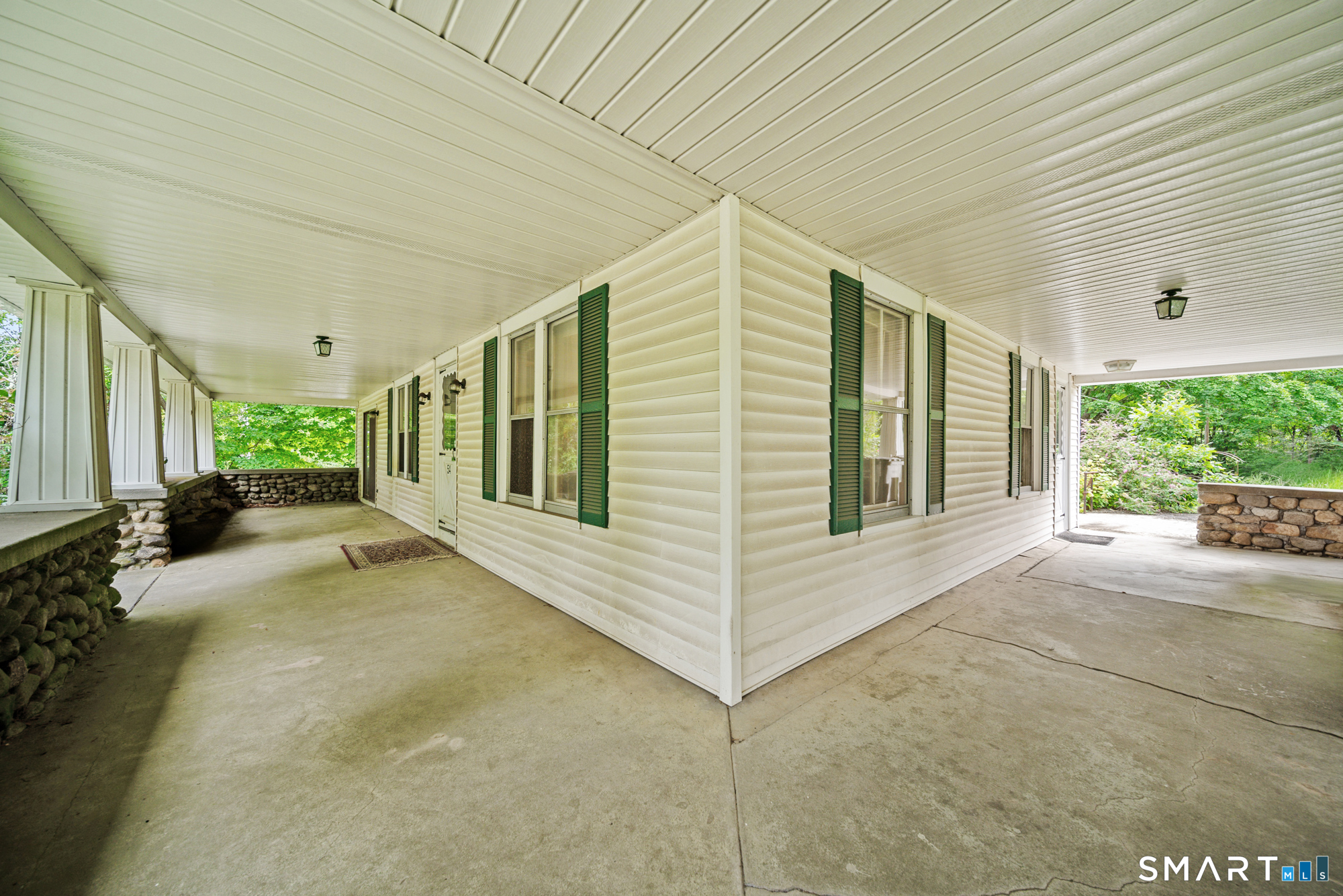 54 Beacon Manor Road Naugatuck CT 06770
