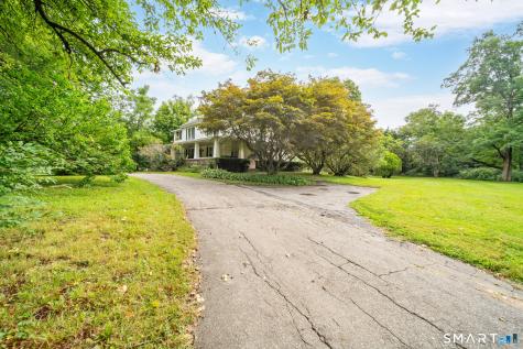 54 Beacon Manor Road Naugatuck CT 06770
