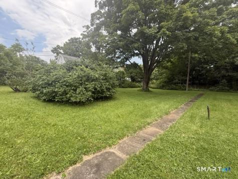 54 Beacon Manor Road Naugatuck CT 06770
