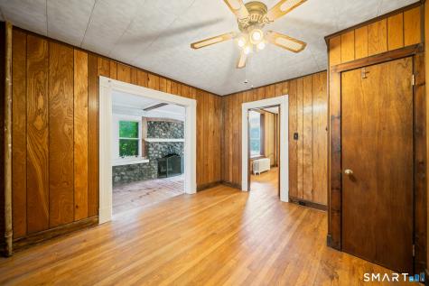 54 Beacon Manor Road Naugatuck CT 06770