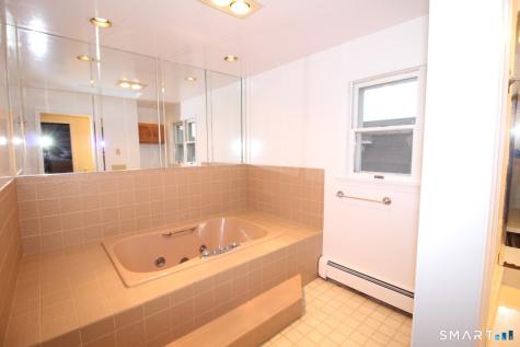 251 Seaside Avenue Stamford CT 06902