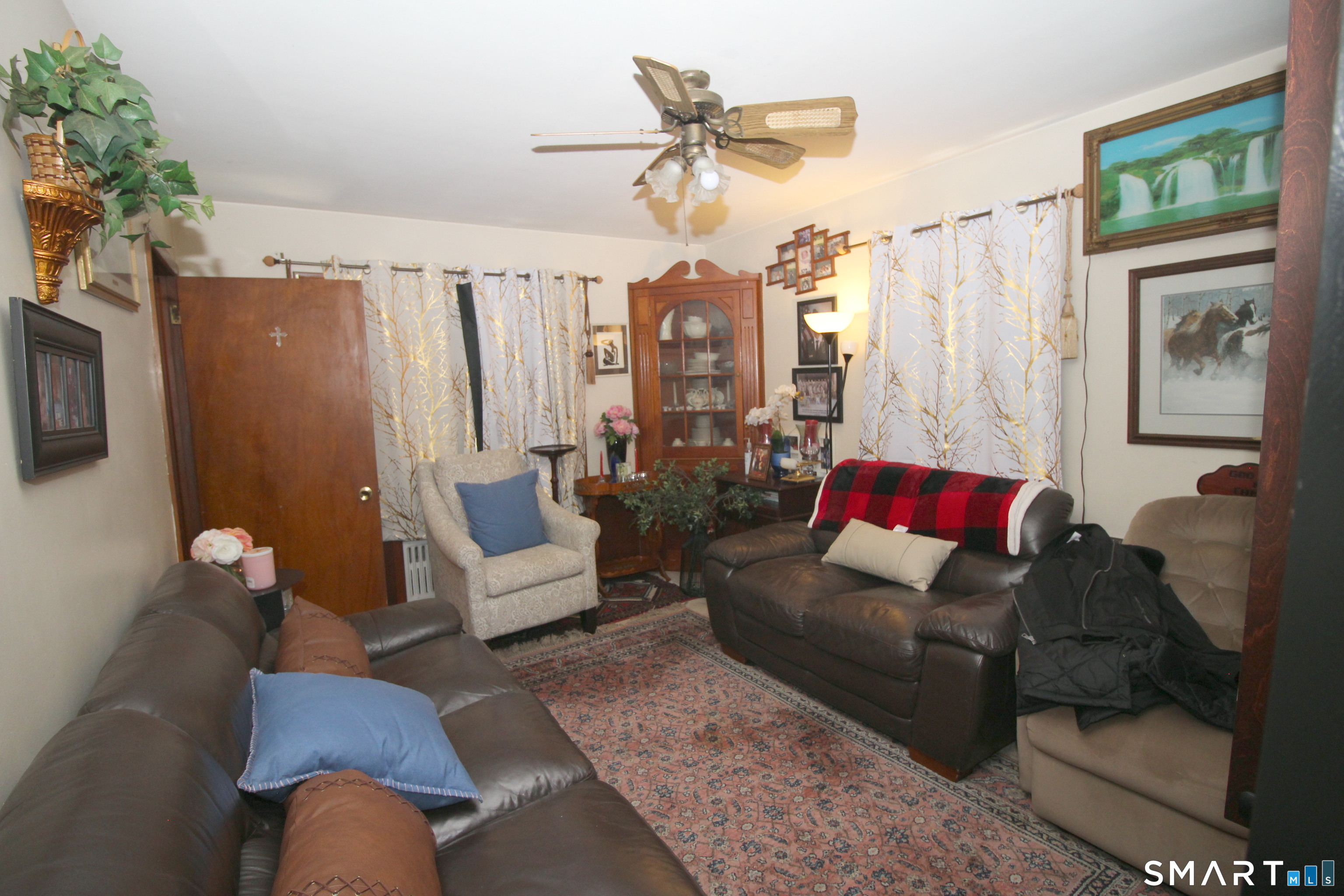 251 Seaside Avenue Stamford CT 06902