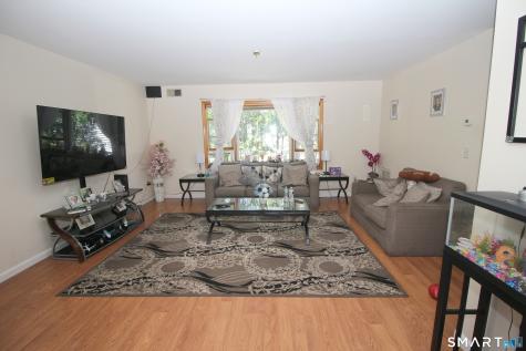 251 Seaside Avenue Stamford CT 06902
