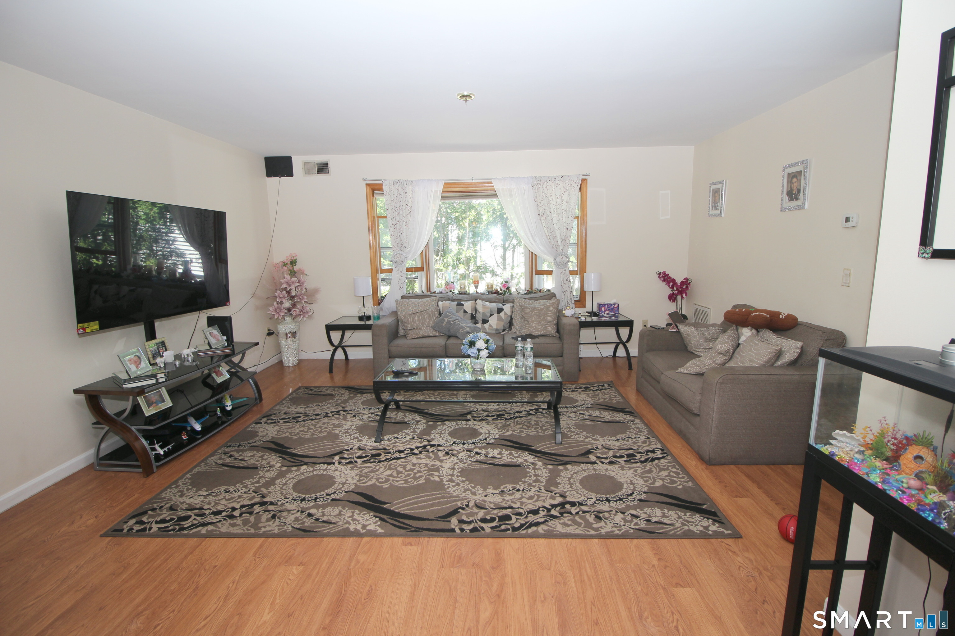 251 Seaside Avenue Stamford CT 06902