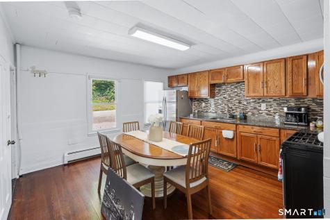 61-63 Pomfret Street Putnam CT 06260