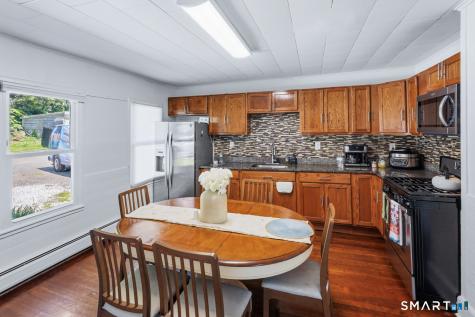 61-63 Pomfret Street Putnam CT 06260