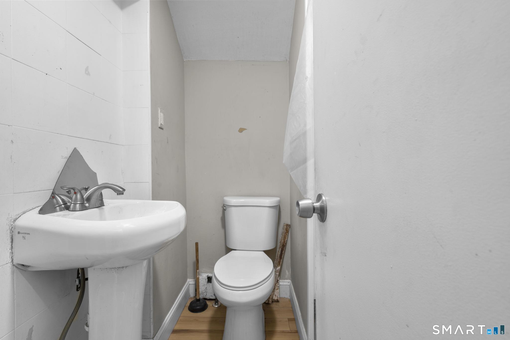 39 Cliff Street Norwich CT 06360