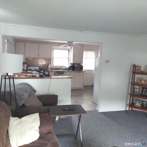 38-40 Lakeview Terrace Derby CT 06418