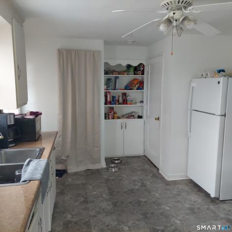 38-40 Lakeview Terrace Derby CT 06418