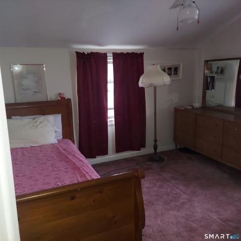38-40 Lakeview Terrace Derby CT 06418