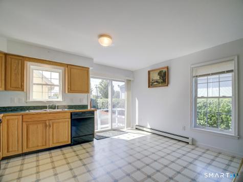 6 Mettler Street Woodbridge CT 06525