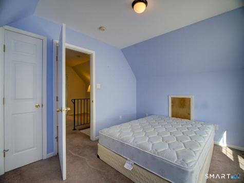 6 Mettler Street Woodbridge CT 06525