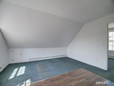 6 Mettler Street Woodbridge CT 06525