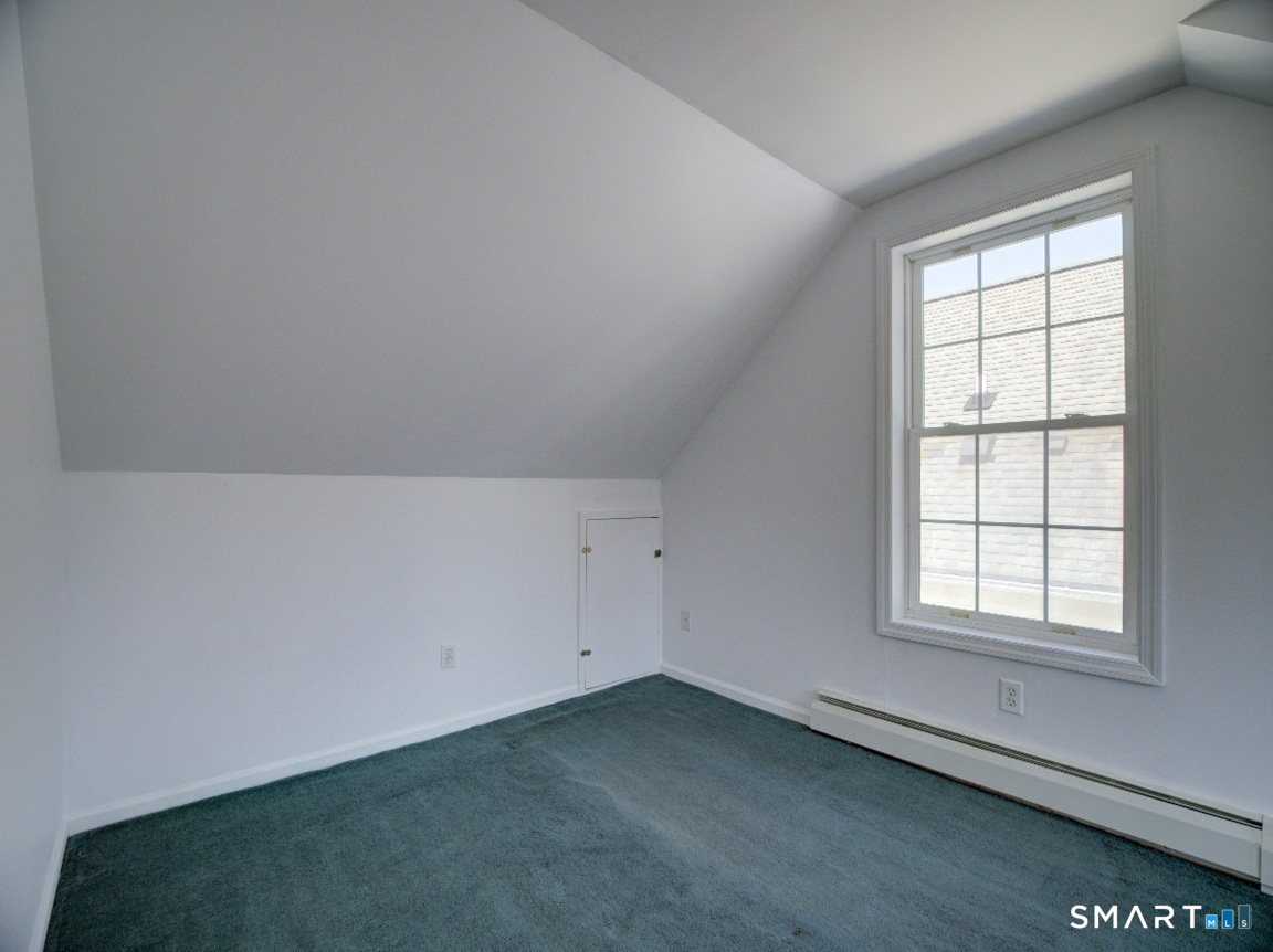 6 Mettler Street Woodbridge CT 06525