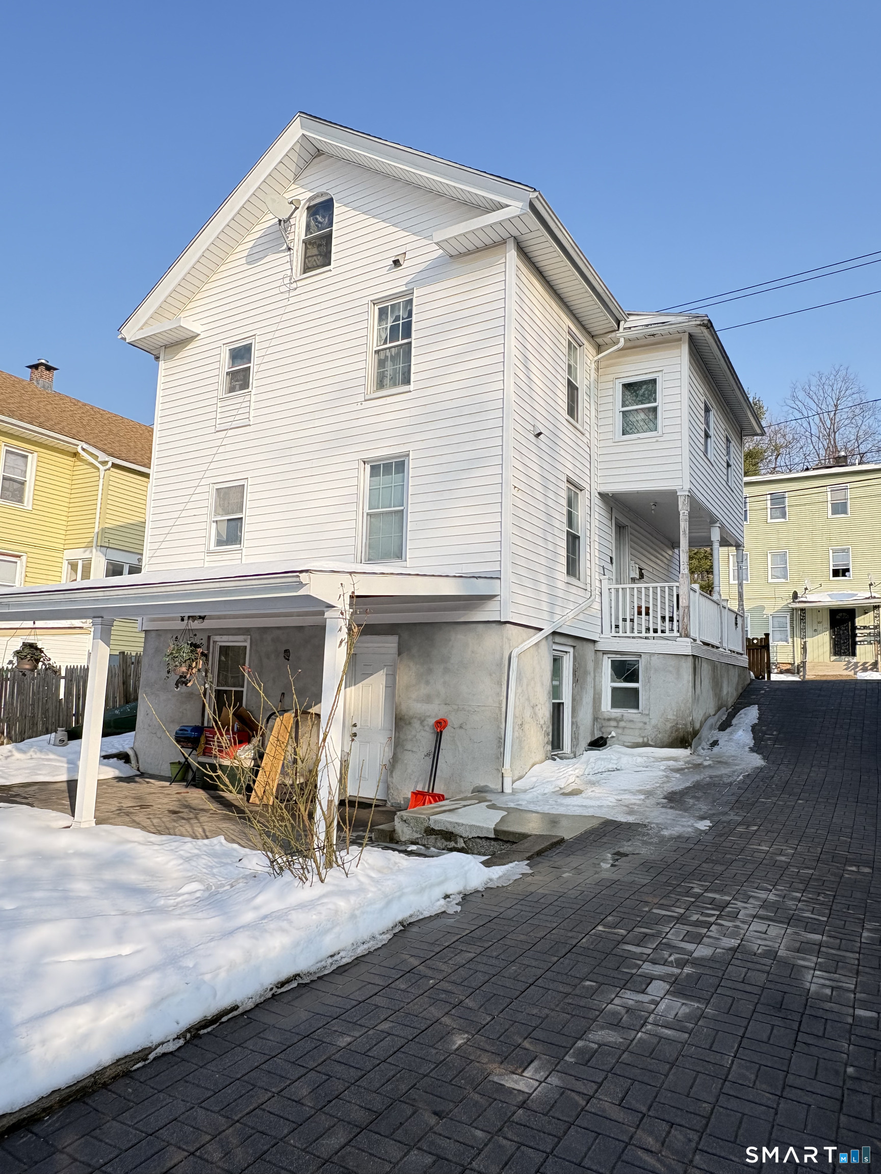 121 Willow Street Meriden CT 06450