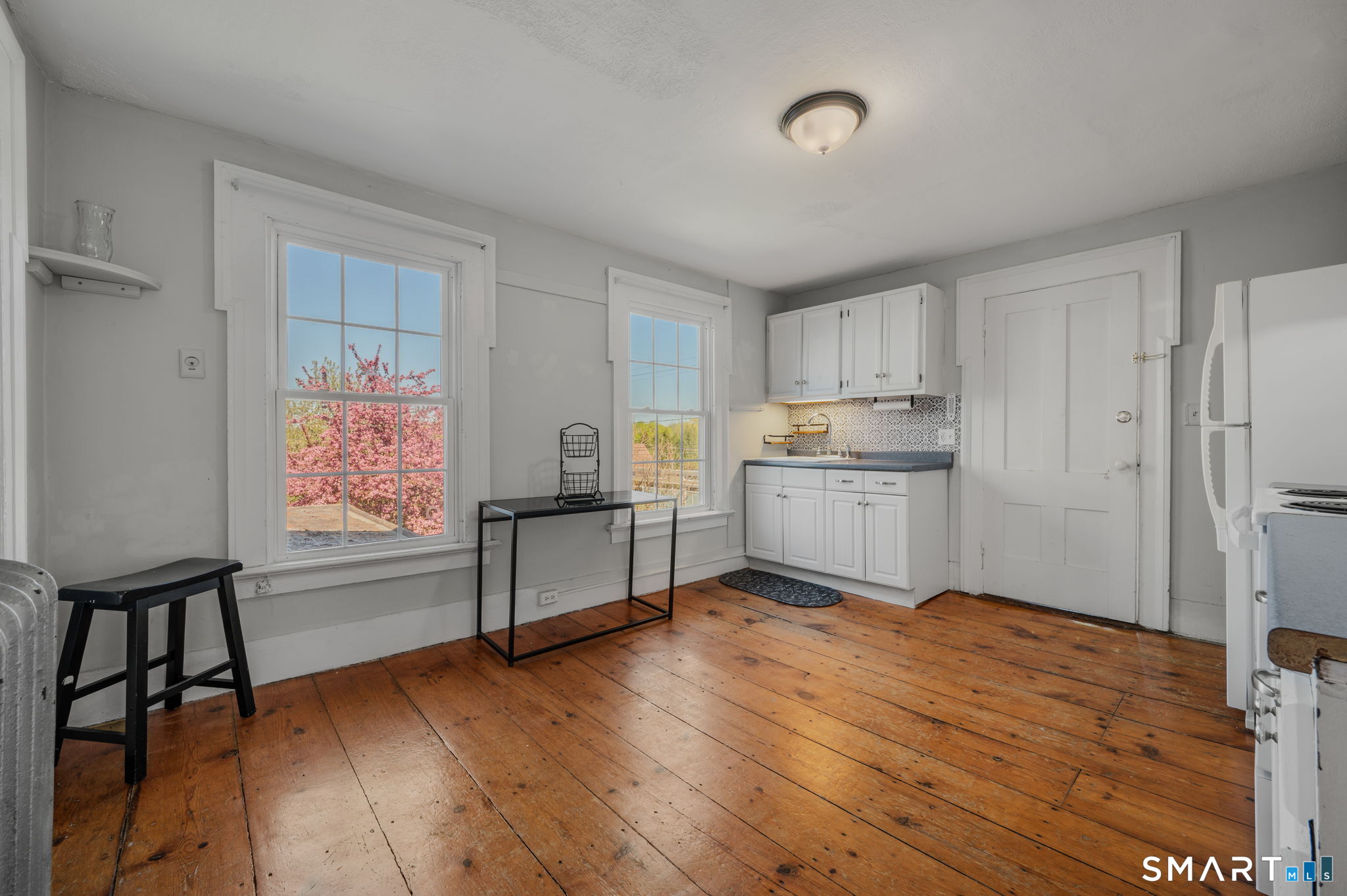 22 West High Street East Hampton CT 06424
