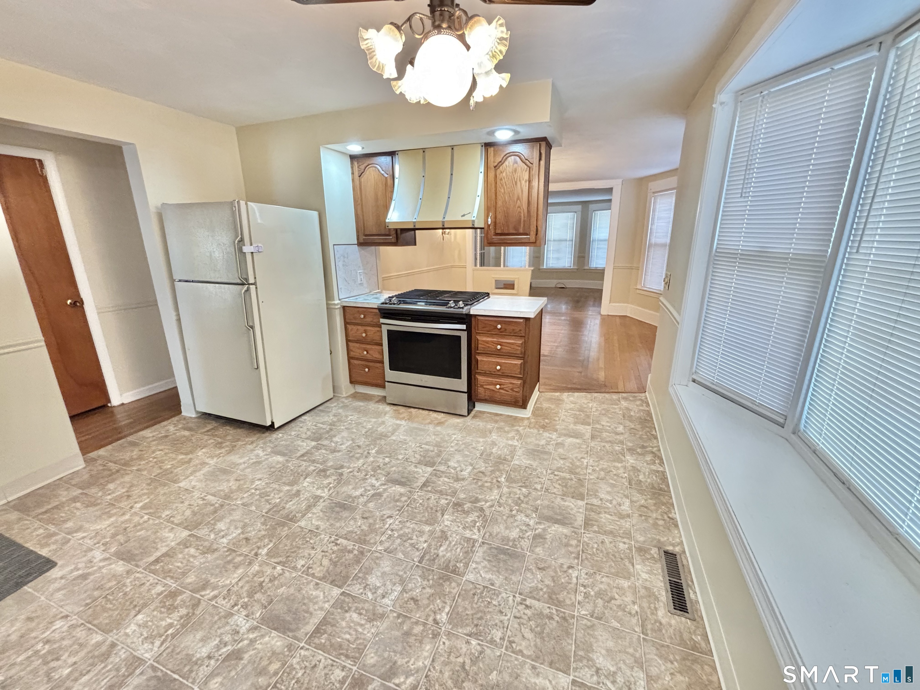 697 Washington Avenue West Haven CT 06516