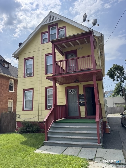 19-21 Warner Street Hartford CT 06114