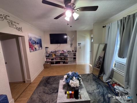 19-21 Warner Street Hartford CT 06114