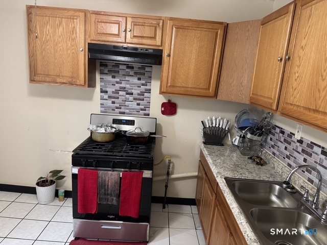 19-21 Warner Street Hartford CT 06114