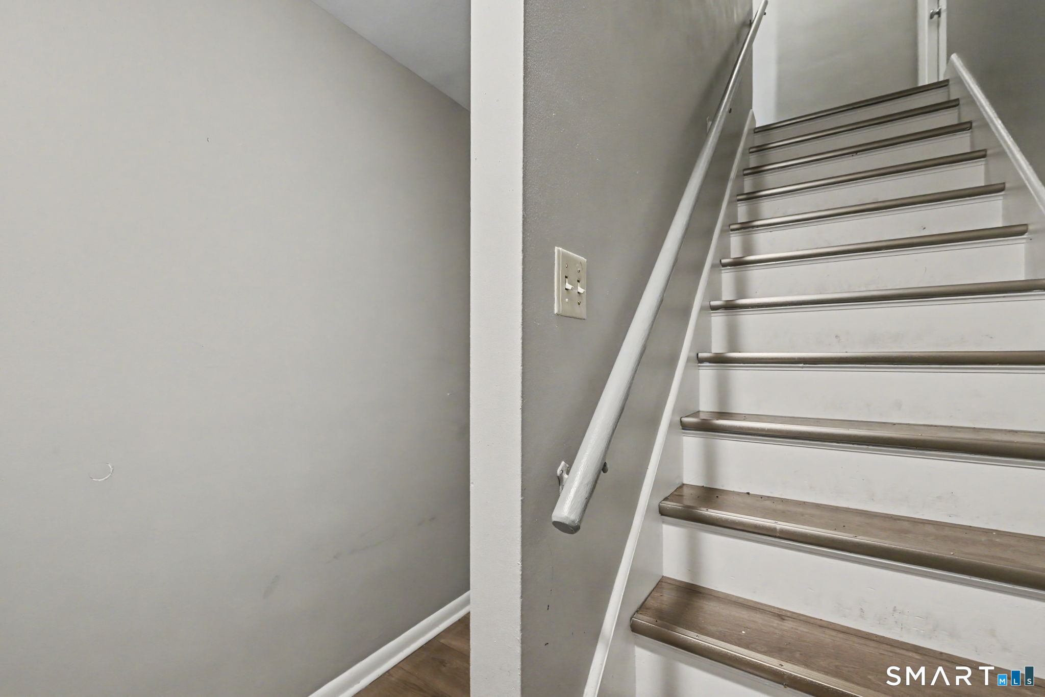 39-45 Circular Avenue Bridgeport CT 06605