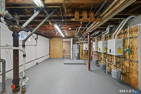 39-45 Circular Avenue Bridgeport CT 06605